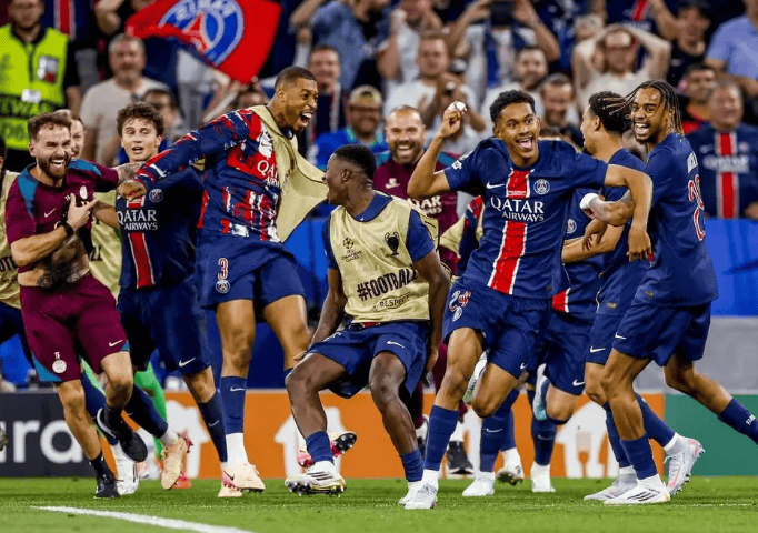 包含离谱!巴黎圣日耳曼赛后官宣签约国际比赛日布莱顿备战法国杯,斯图加特战术微调备战德国杯的词条 包含离谱!巴黎圣日耳曼赛后官宣签约国际比赛日布莱顿备战法国杯,斯图加特战术微调备战德国杯的词条